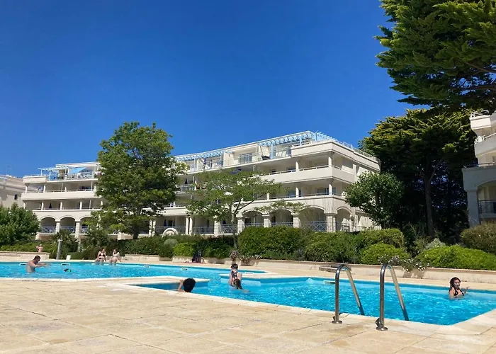 A 300m De La Plage, Parc, Piscine, Terrasse Appartement