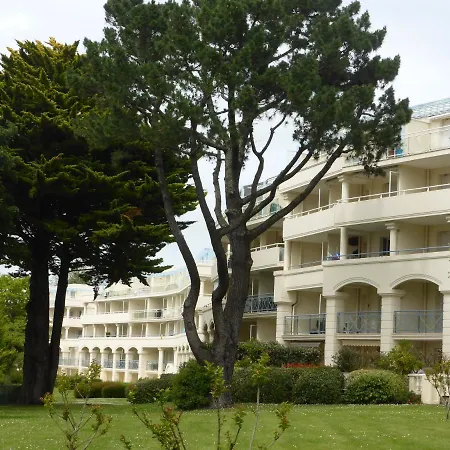 Апартаменты A 300m De La Plage, Parc, Piscine, Terrasse *