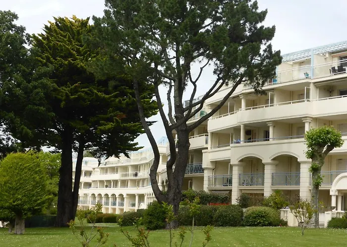 Apartment A 300m De La Plage, Parc, Piscine, Terrasse *